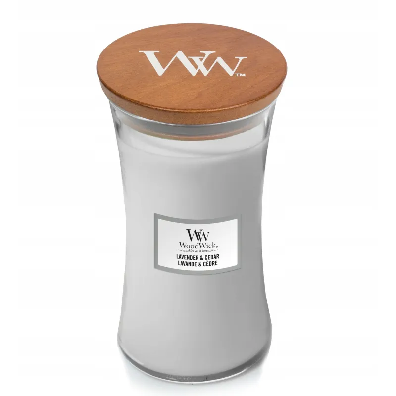 Świeca tradycyjna sojowa Lavender & Cedar Woodwick 1 szt. Świeca tradycyjna sojowa Lavender & Cedar Woodwick 1 szt.