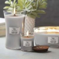 Świeca tradycyjna sojowa Lavender & Cedar Woodwick 1 szt.