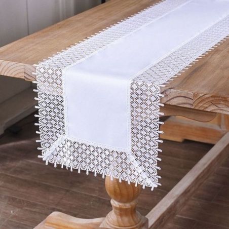 Gustowny Biały Bieżnik 50 x 100  Z Piękną Gipiurą