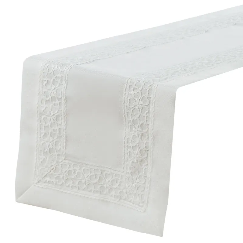 Biały Bieżnik Flower 40 x 180 Z Lśniącą Aplikacją
