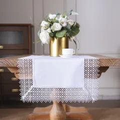 Piękny Biały Bieżnik 50 x 100 Z Gipiurą W Romby