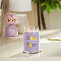 Yc Signature - świeca duża lemon Lavender