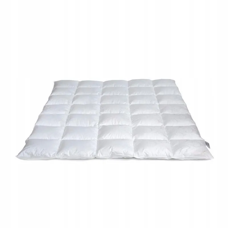 Kołdra 140X200 4x8 White Flower D34 600g Kołdra 140X200 4x8 White Flower D34 600g