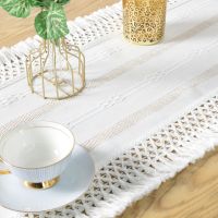 Biały Obrus Scandi 140x260 Styl Boho, Piękna Gipiura