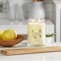 Świeca Yankee Candle duża Signature Iced Berry Lemonade