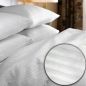 Poszwa Hotelowa Adamaszek Biała z Zakładką 160x200cm 145 g/m² Pasek 1cm Poszwa Hotelowa Adamaszek Biała z Zakładką 160x200cm 145 g/m² Pasek 1cm
