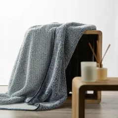 Koc Eurofirany Koala 150 x 200 cm granatowy
