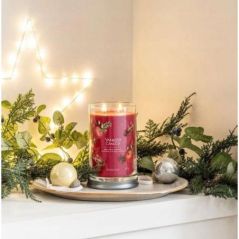 ŚWIECA SOJOWA YC SIGNATURE RED APPLE WREATH YANKEE CANDLE